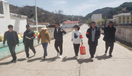 州中西医结合医院领导赴瓦里觉村开展实地调研工作