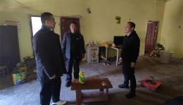 凉山州中西医结合医院 到越西县瓦里觉村督导农村人居环境整治“百日攻坚”行动推进情况